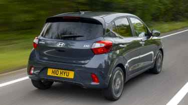 Hyundai i10 - rear tracking